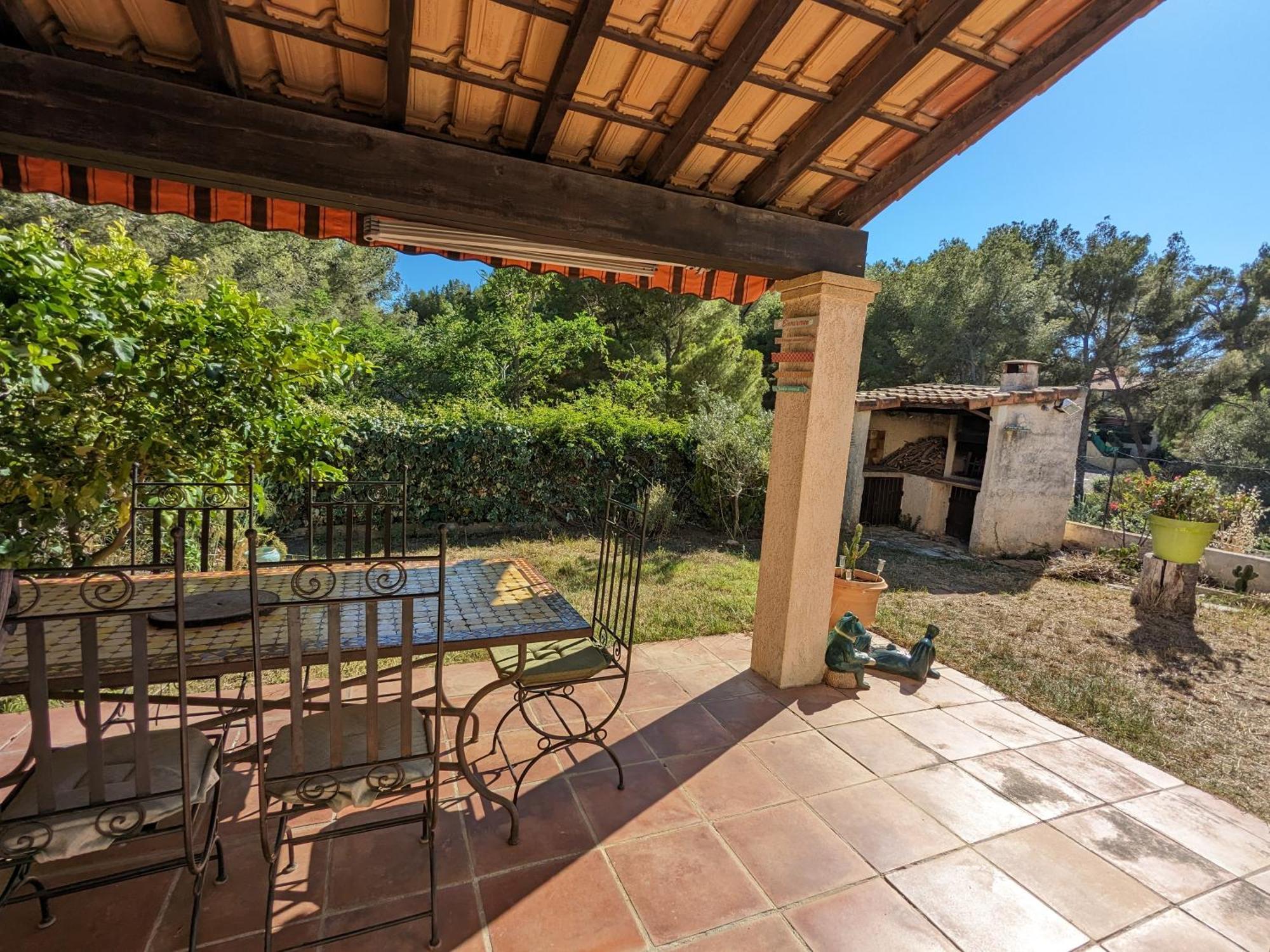 Maisonnette Kalis Calme Avec Climatisation Parking Jardin Cadre Campagne Plages A Pieds Bandol Eksteriør bilde