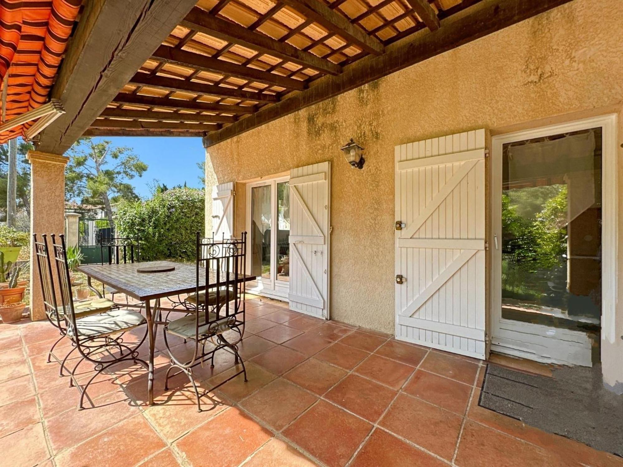 Maisonnette Kalis Calme Avec Climatisation Parking Jardin Cadre Campagne Plages A Pieds Bandol Eksteriør bilde