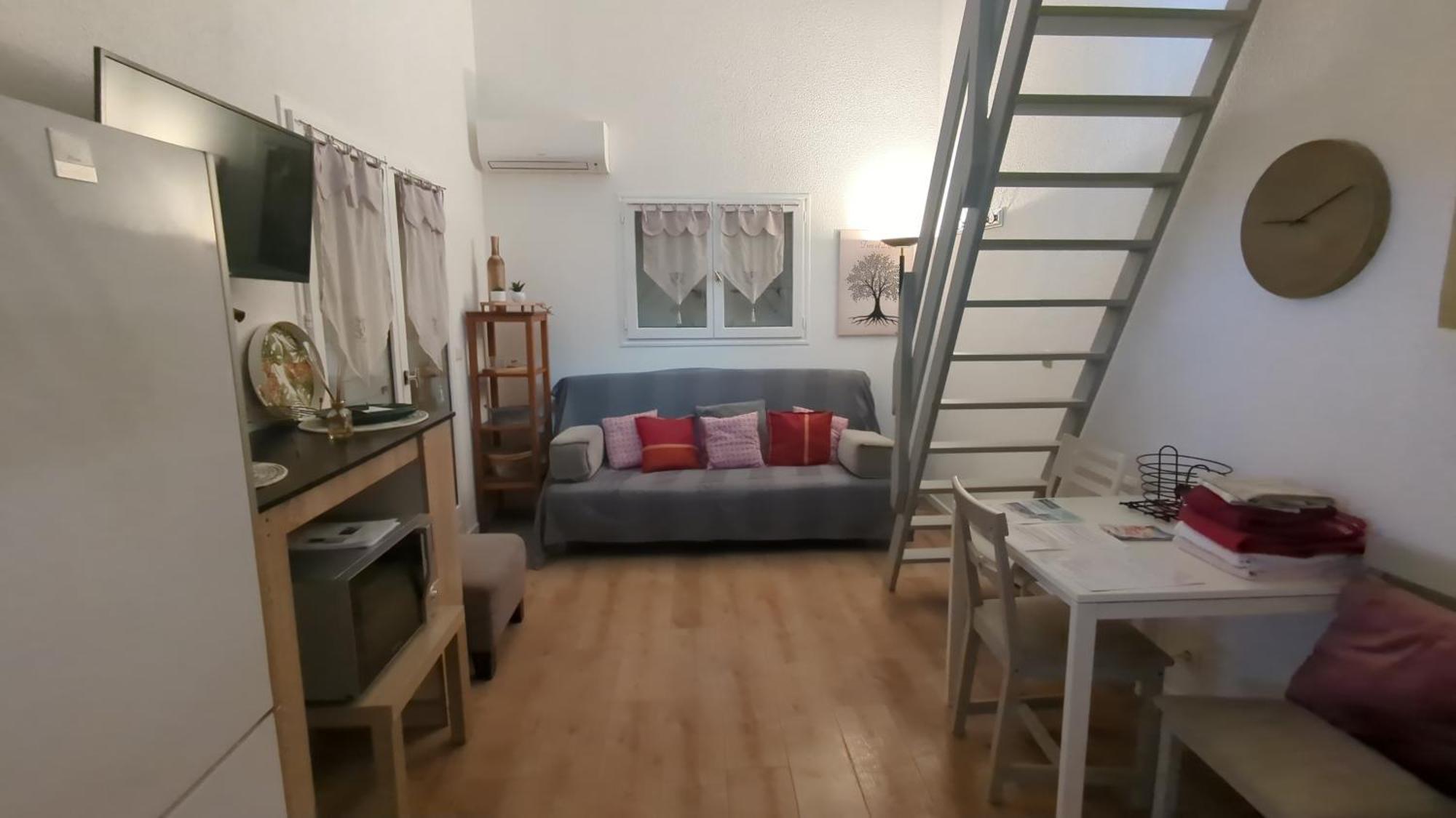 Maisonnette Kalis Calme Avec Climatisation Parking Jardin Cadre Campagne Plages A Pieds Bandol Eksteriør bilde
